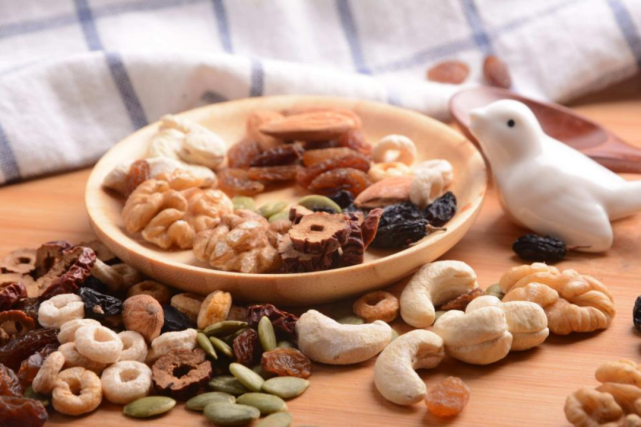 洽洽磕堅果，老樹開新花 堅果食品的創(chuàng)新與傳承